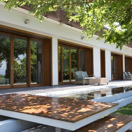 Terra Creta Luxury Retreat And Villa *